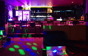 KINKS BAR PHOTO